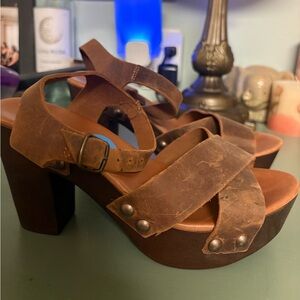 Mila Paioli wood and suede chunky heel sandal